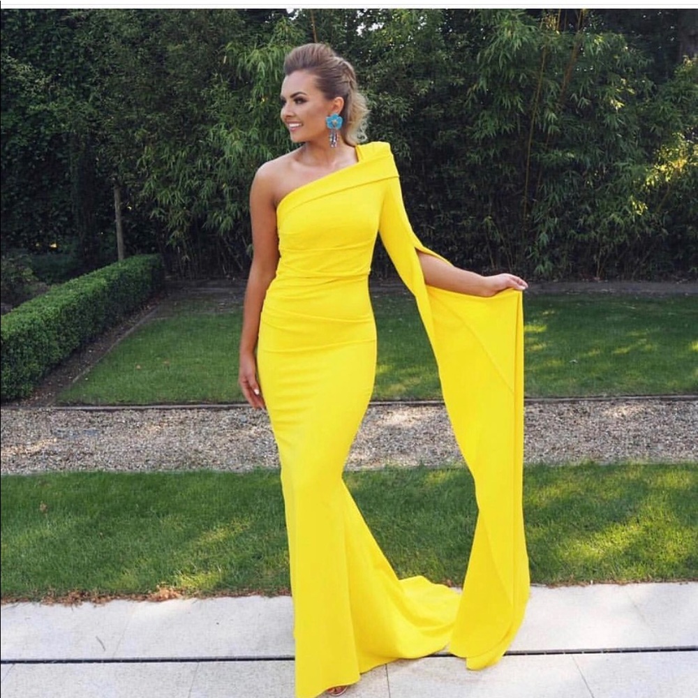 Kevan Jon Tiffany one sleeve Ball Dress :Mustard🍋